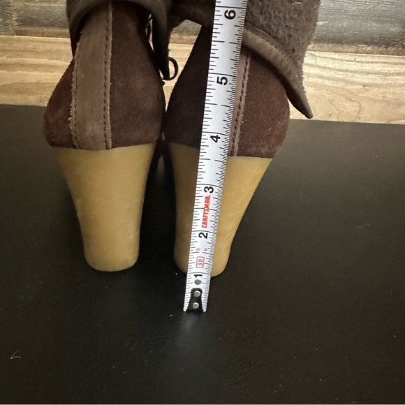 Tommy Hilfiger Brown Zaria Boots Suede Wedge Bootie Womens  Size 10 Fold Over - Picture 4 of 11